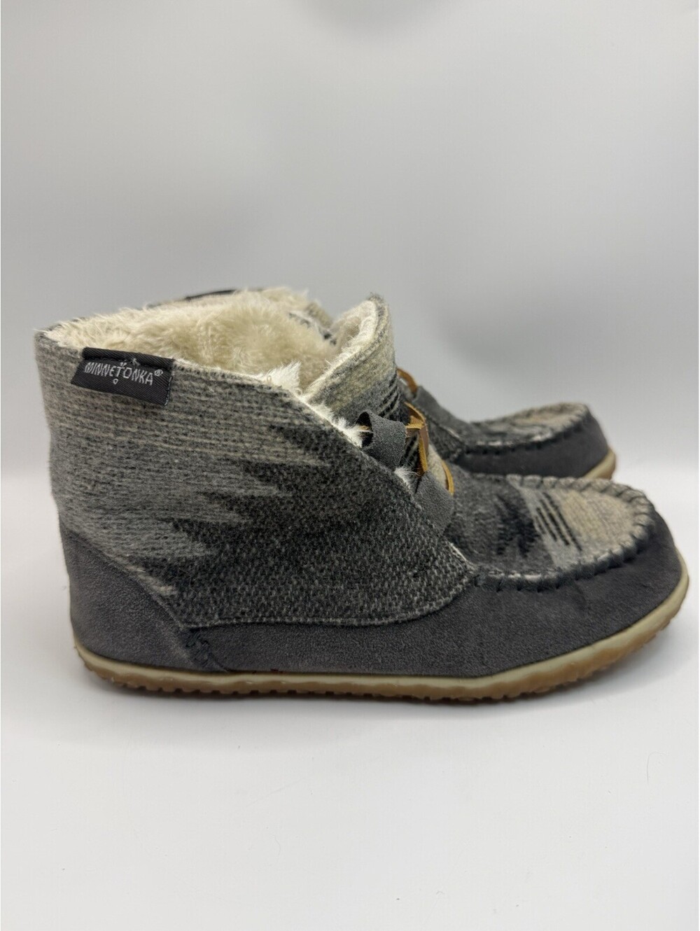 Minnetonka Southwest Womens Torrey Laceup Boot Grey 7M Style 40144